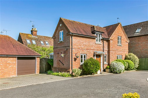 Coopers Mews, Harpenden, AL5 2JL